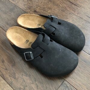 Birkenstock Black Boston Suede Leather Clogs